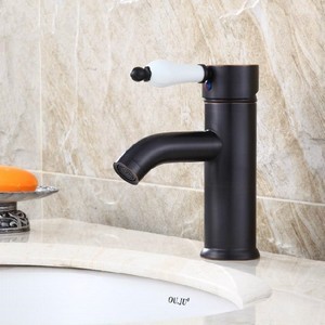 Beyaz Detaylı Siyah  Lavabo Armatürü