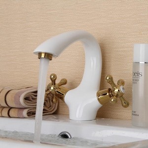 Altın Kaplama Modern Beyaz Lavabo Armatürü